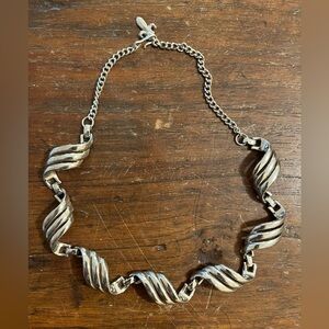 Vintage Silver Tone Rolling Waves Scroll Panel Choker Necklace Fleur De Lis